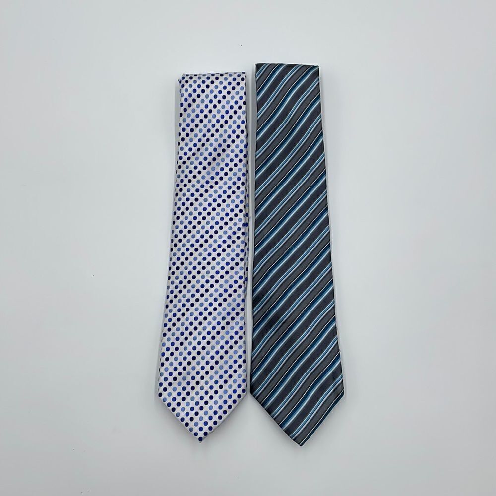 Bundle of two blue Geoffrey Beene ties